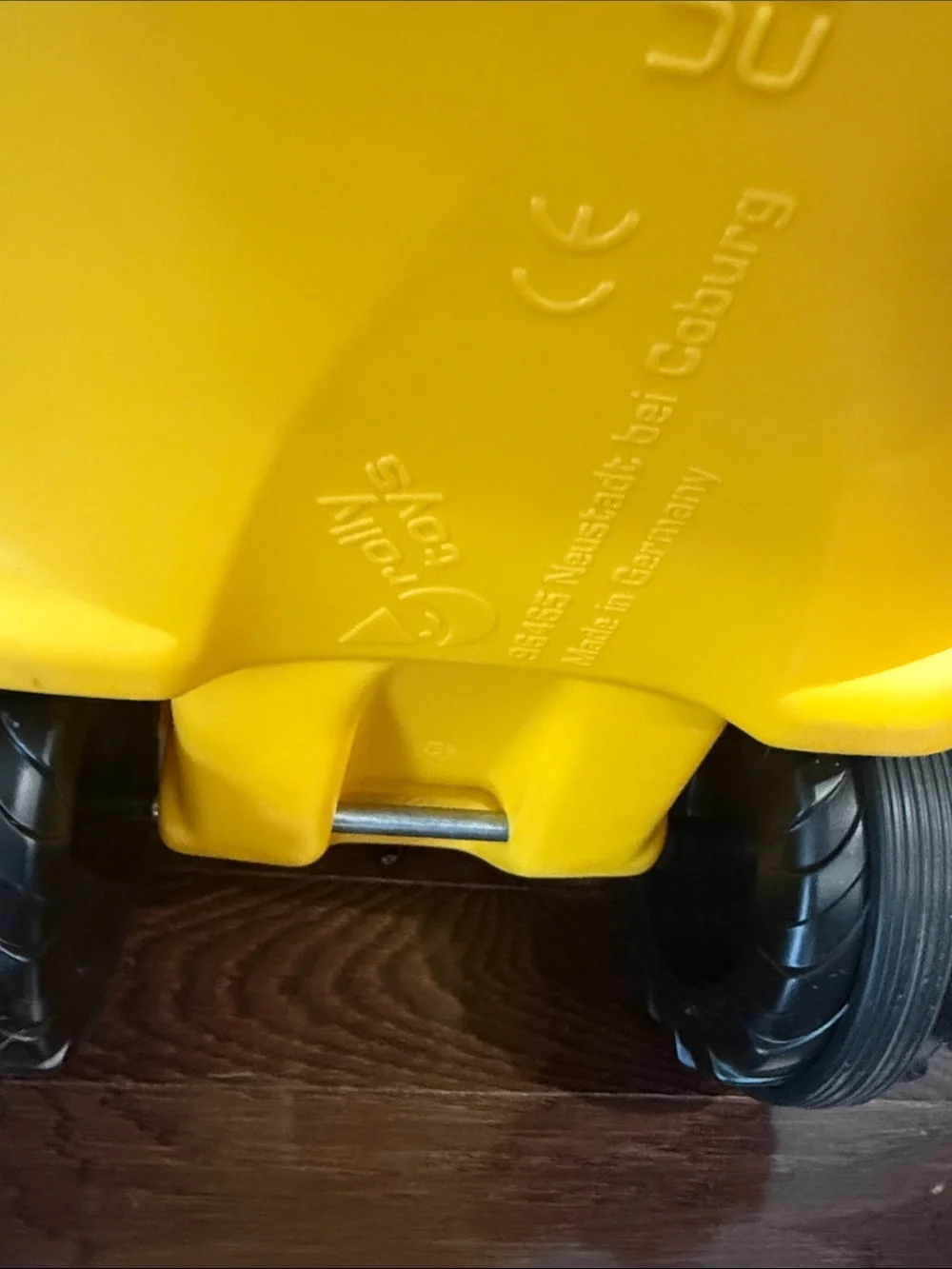 Caterpillar Dump Truck Yellow Ride-On Construction Tractor for Kids!